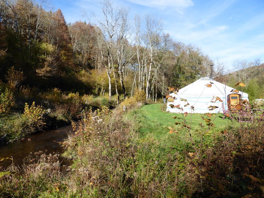 Le Moulin Gitenay - Gite Luxury tent Clermont-Ferrand