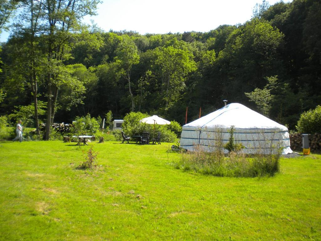 Luxury tent Le Moulin Gitenay - Gite Clermont-Ferrand