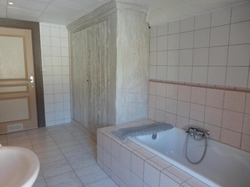 Le Moulin Gitenay - Gite Luxury tent Clermont-Ferrand